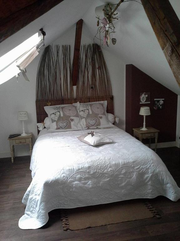 Le Coq En Pate Bed & Breakfast Peronne  Exterior photo