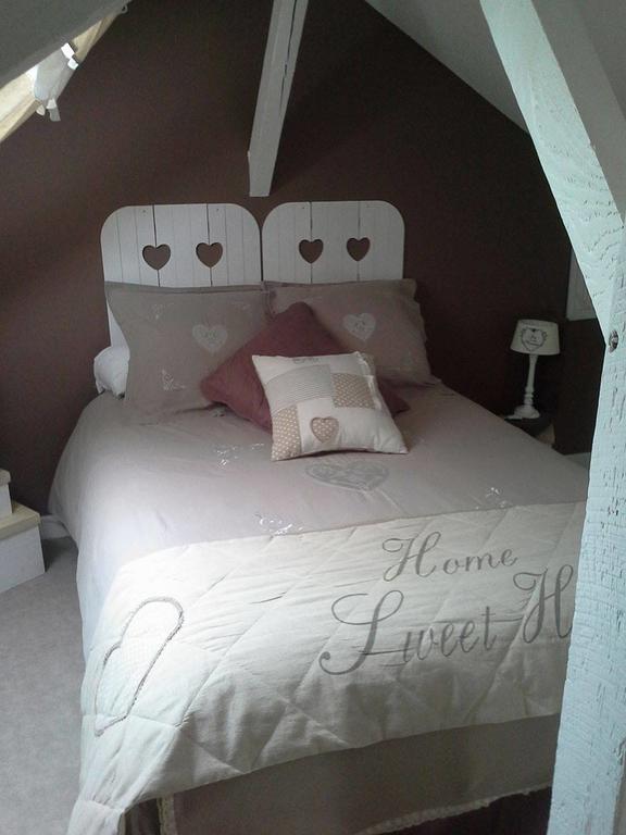 Le Coq En Pate Bed & Breakfast Peronne  Exterior photo